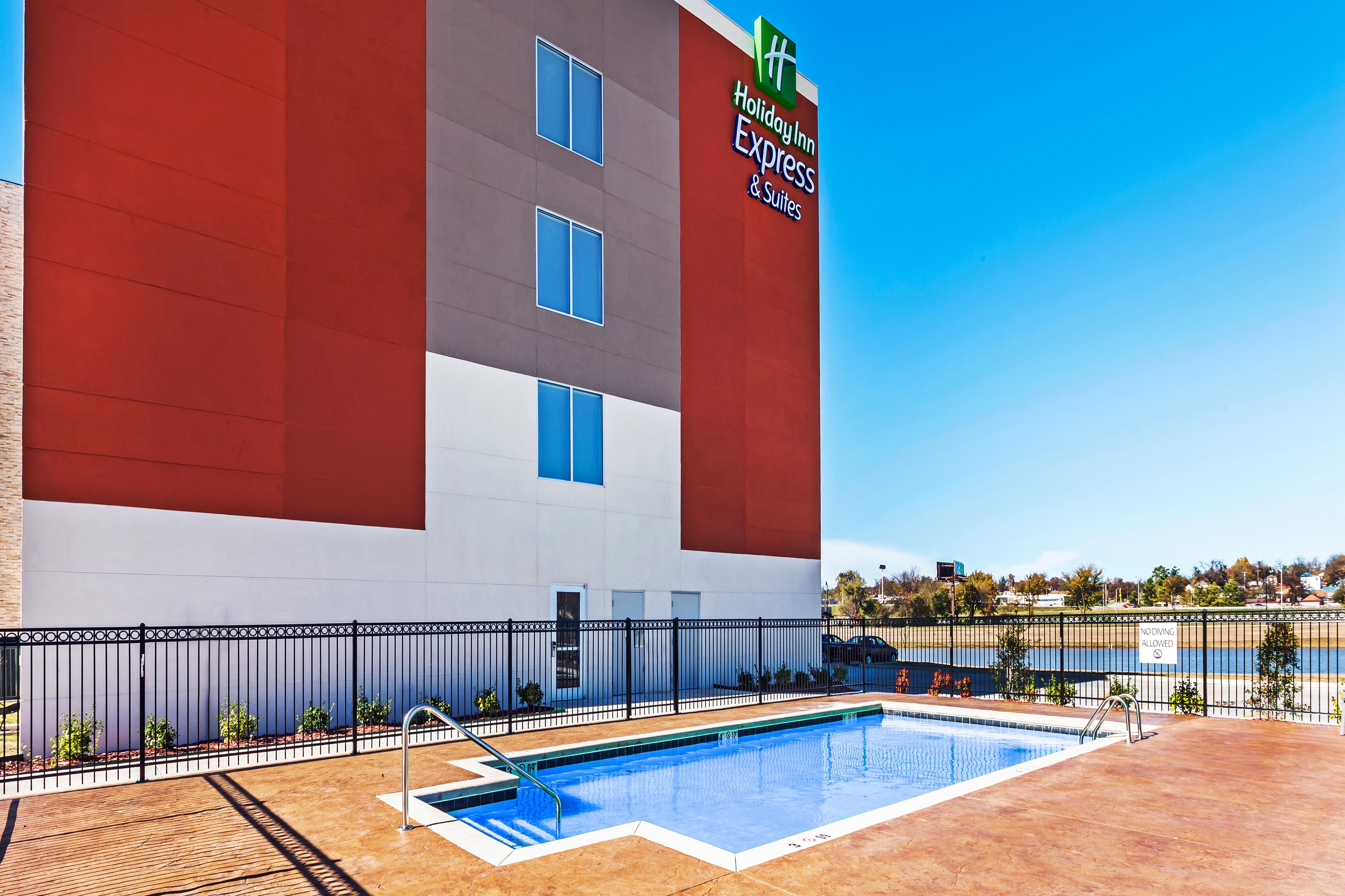 Holiday Inn Express & Suites Tulsa West - Sand Springs By Ihg Exterior photo